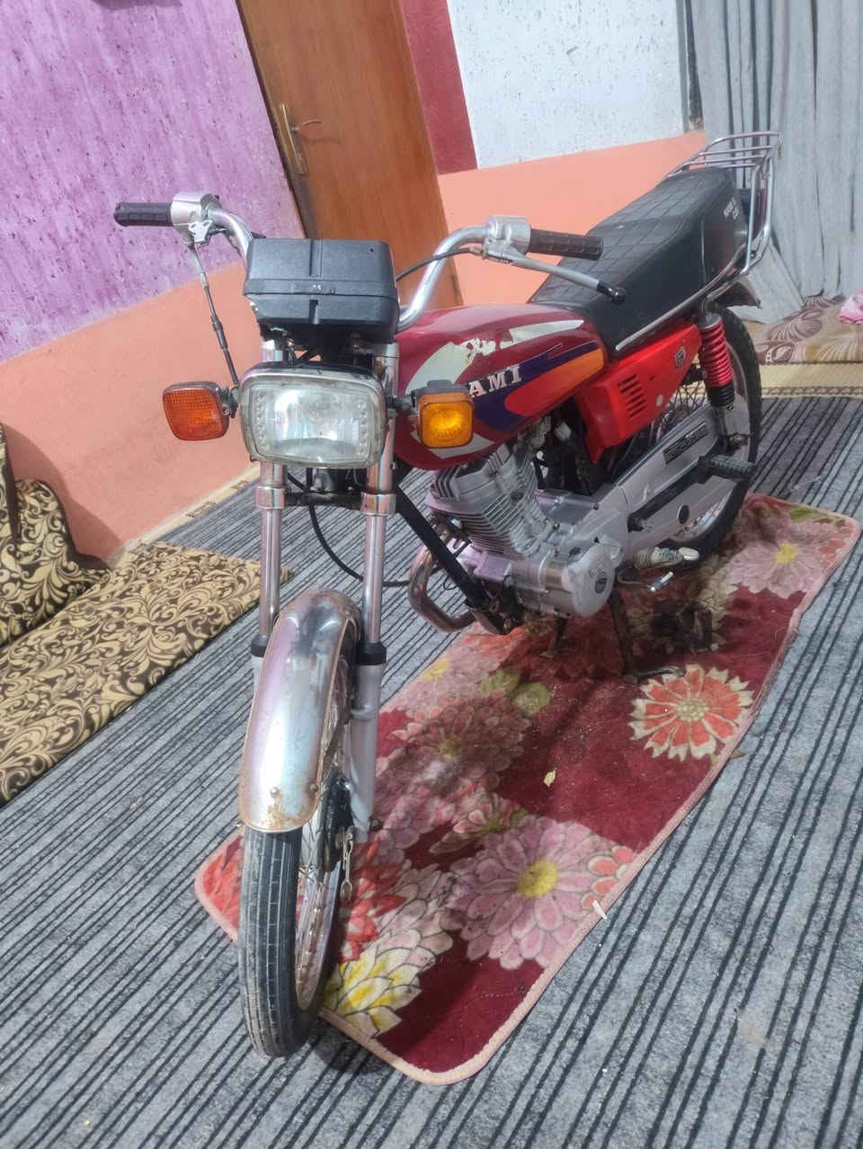 السلام عليكم
دراجه ايراني ادوات ادوات مكفولة عشائرياً محرك انيرجي  سعرها 400 قفل مكاني بصره كرمة علي  ***********
