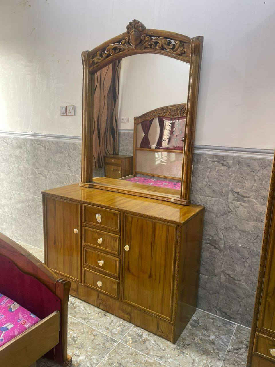 غرفة نوم صاج عراقي خمس ابواب


**إذا كنت صاحب هذا الإعلان وتريد حذفه لأي سبب، رجاءا أرسل رسالة إلى الدعم الفني**