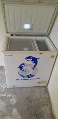 مجمده شغاله مابيها اي ضرر للبيع ١٠٠الف وبيها مجال بسيط بيع مستعجل لغرض...