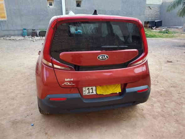 السلام عليكم
كيه صول موديل 20
وارد امريكي حادثها جاملغ الأيمن 
أي قطعة صبغ مابيها سيارة حلوة جاهزة 
اطفاء ذاتي ..تحكم ستيرن.. مكينة دوش 2000 
رقمها بغداد بأسمي 
السعر..143 وبيها مجال حگ الجية 
رقمي للتواصل ***********
