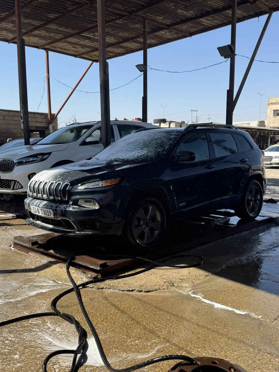 جيب بزون موديل ٢٠١٧.
سياره  كامره خلفيه

سقف بانورما 

مثبت سرعه 

مقاعد كهربائية 

مصابيح زنون 

حادثها تبديل بنيد وجاملغ وبابين وسياره بيها زلوغ قليله 

سياره تبريد شغال قطعتين  

ماشيه ١٩٥ كيلو 

تايرات جديده كلش

السعر 108$

الاتصال ***********
ميسان

