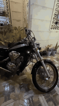 هارلي ستد 400cc للبيع الدراجه بلاديه ماملعوب بيه ابد محرك خير من الله شلعه تشك الكاع شك ونضافته شوفت عينك نقصه بس صفاحيه اليسره وتايره الخلفي شويه تعبان وياه جنط جانبيه وتشغيله نكره سلف بكل وقت عسما جاي تمطر ثلج كهربائيات كلهه شغاله اشاير بك لايت عالي ناصي كلهه شغال اوراق فقط يعني بس ينفتح الترقيم كبل تترقم
السعر 12 ورقه وبيه مجال

مكانه واسط الصويره
***********
