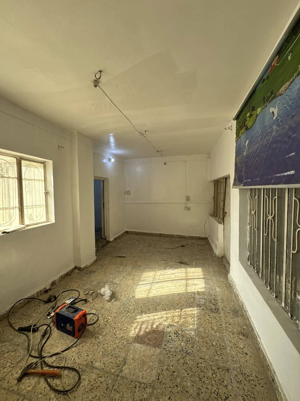 عقار #للايجار في حي محاربين قرب جامع المحاربين  يحتوي على
غرفه النوم كبيره ،وكلدور .وصاله .ومطبخ وصحيات  ومنور ، 

قيمه الايجار 350 

للاستفسار مراجعه مكتب الخضراء للعقار

***********

***********
