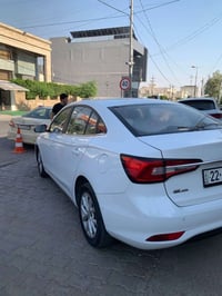 ام جي ٥ • موديل ٢٠٢٣ • ٧٠٠٠٠ كم
