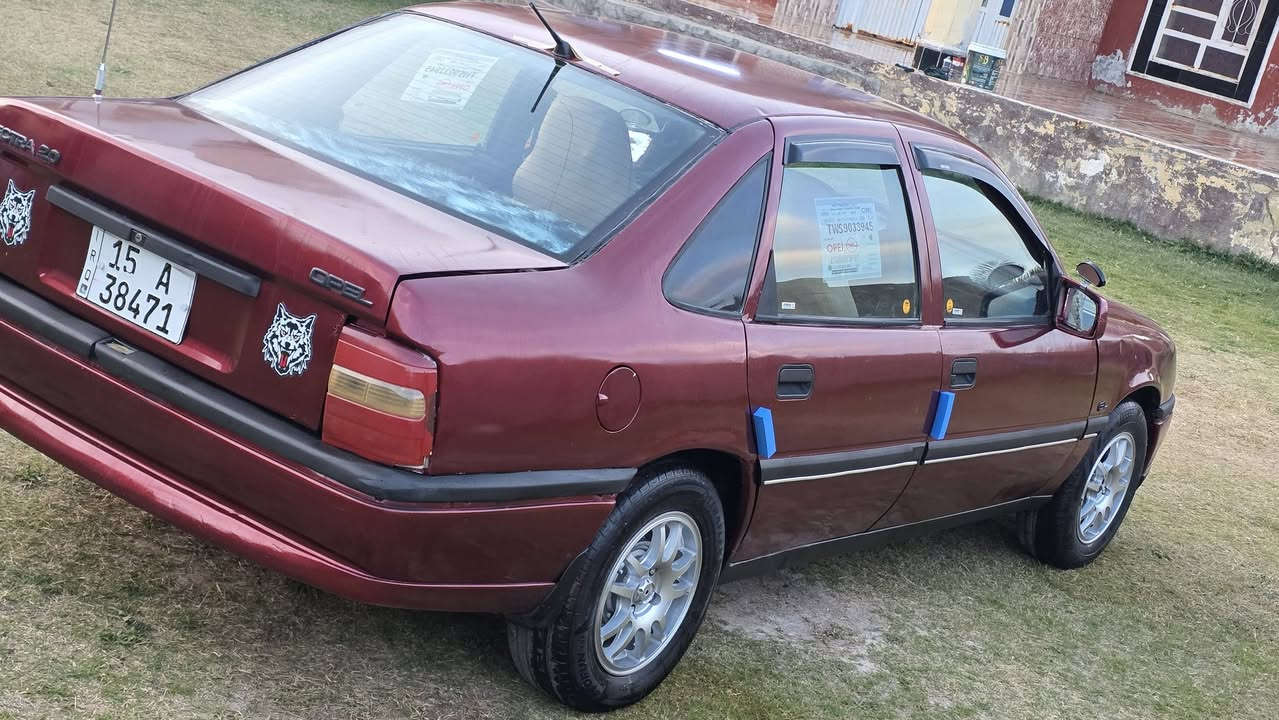 يالله اوبل فكترا موديل 91 محرك 2000 بلادي صبغ عام #السعر34  جماليه فقط أرقام انكليزي سنويه لل 2031 هزه جديده تخم تاير محرك كير صدر كهربائيات كلها شغاله مكاني رمادي للاستفسار ***********
