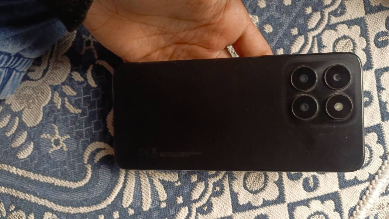 هونر X6 a
الذاكرة 128 

الرام 4 +4 
الجهاز شغال شرط بدون خلل نضافة بل صور موضح السعر 65 شراي راسلني او اتصل ***********
