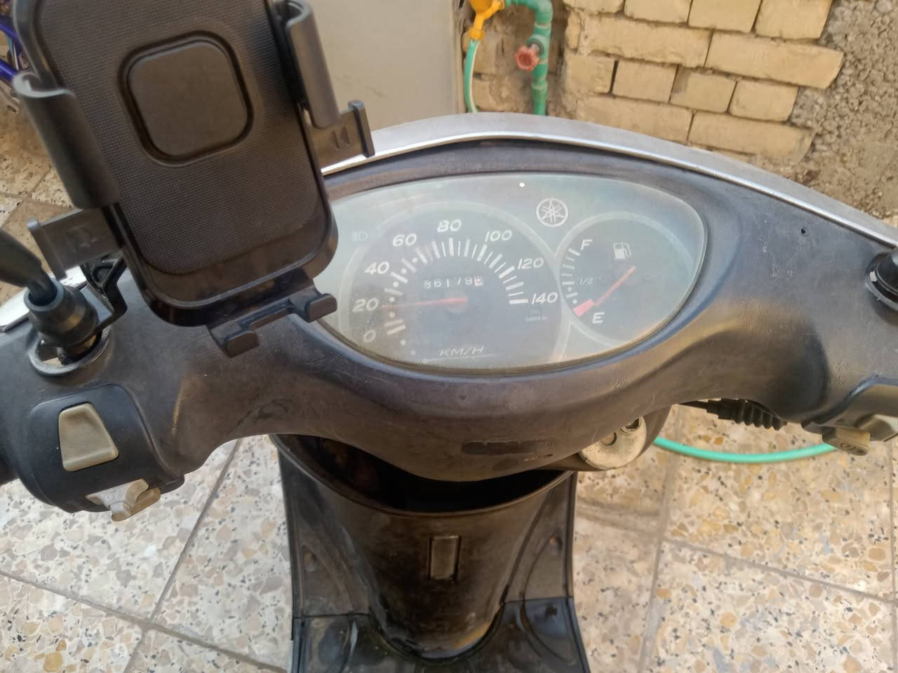 بريز للبيع كابريتر مكينه مامفتوحه خير من الله بغداد حي النصر السعر خاص
***********
