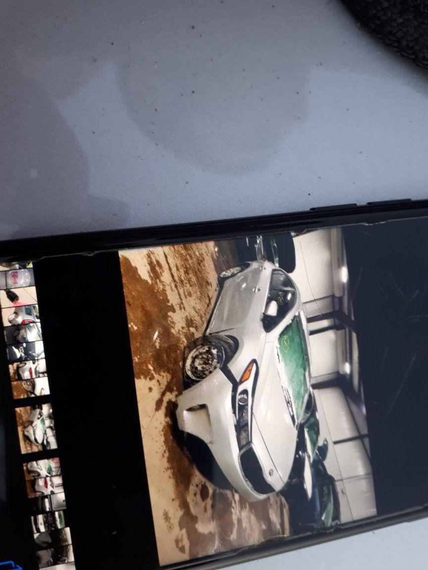 كيا فورتي موديل 2018 صور الحادث بالمنشور 
رقم بغداد ماشيه 82 الف
السعر  ١٢٨  مكاني البلديات
***********  موجود واتساب
