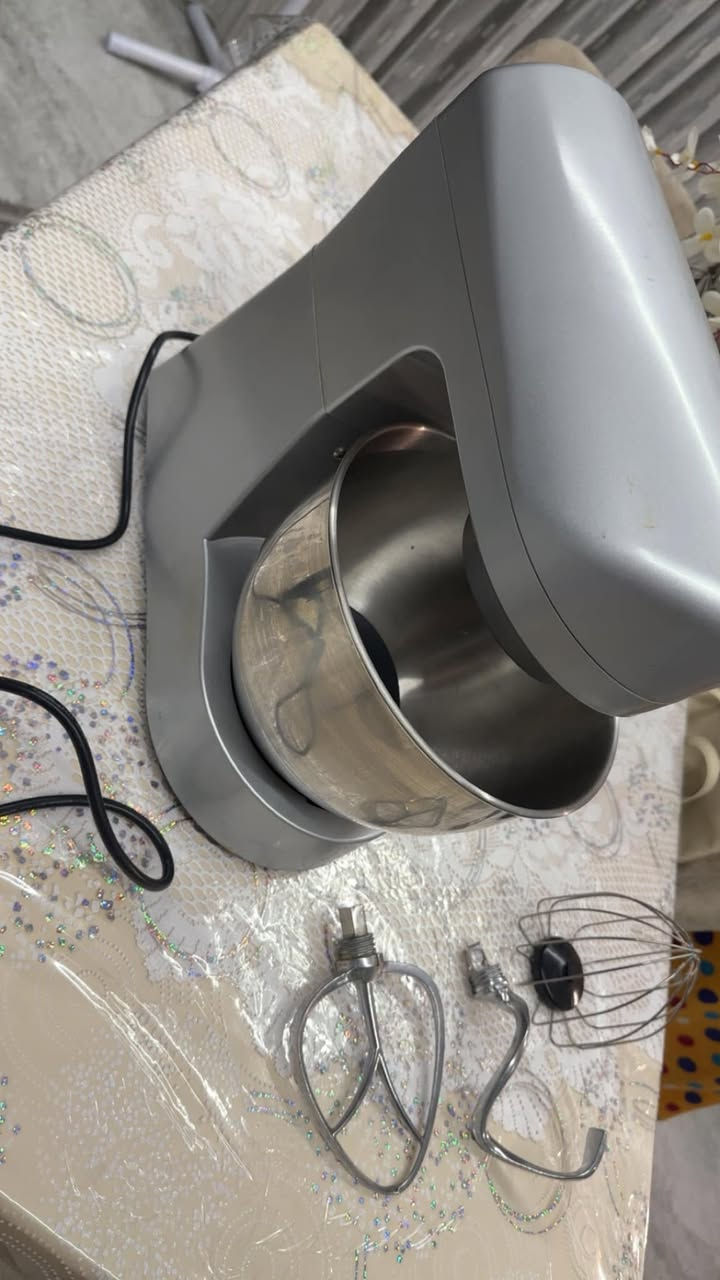 عجانه للبيع استعمال جدا قليل اخت الجديده 
٥٠ الف


**إذا كنت صاحب هذا الإعلان وتريد حذفه لأي سبب، رجاءا أرسل رسالة إلى الدعم الفني**