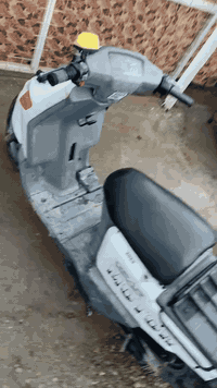 سلام عليكم دراجه بيكم ياباني النضافه كدامكم شغاله ما بيهة أي خلل نقص بس باتري تعبان ما يشغل سلف لئن ضعيف المهم كدامكم كل التفاصيل السعر 275 بيهة مجال بسيط مكاني المقداديه التواصل ***********  واتساب موجود
