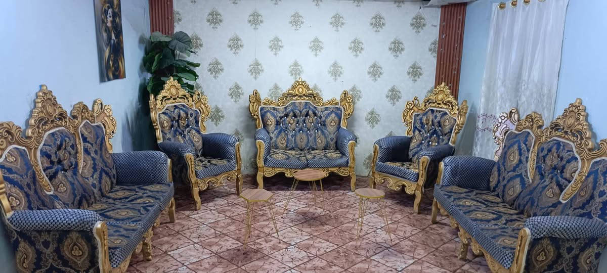 تخم ايراني 10 نفرات نضيف بدون اضرار  325 المكان الكاظميه يوجد توصيل للاتصال ***********
