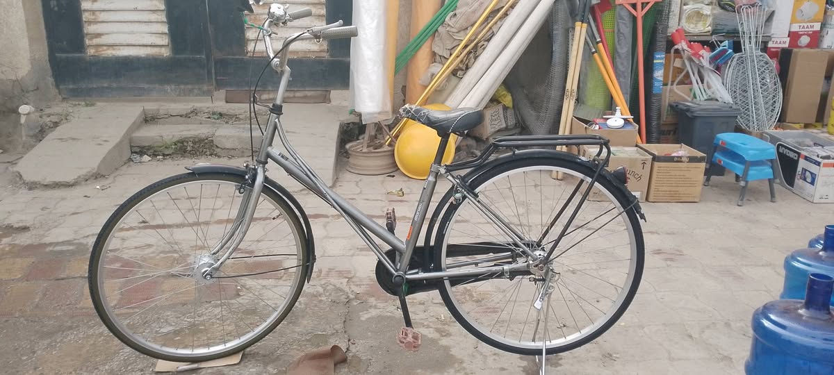 السلام عليكم ورحمة الله وبركاته بايسكل للبيع ياباني موديل 219 ريده80 وبي مجال اللي يرده يراسلني عل صفحه


**إذا كنت صاحب هذا الإعلان وتريد حذفه لأي سبب، رجاءا أرسل رسالة إلى الدعم الفني**