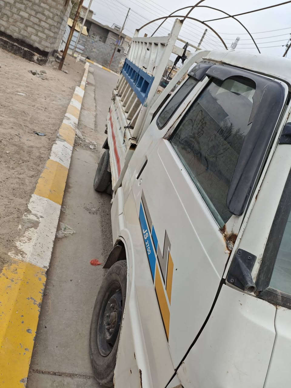 #للبيع أو #مراوس 
كيا بنكو93 سياره اتكفل محرك وكير وشاصي الكشر تعبان شويه
تجي تفحص كشر سياره ٦ جنكال مو ٧ وتحويل ثاني يوم 
رقم الجديد سنويه لل ٢٠٢٨
مكان السياره الانبار  عامرية الصمود 
#السعر٤٠$
لتواصل خاص او ***********
