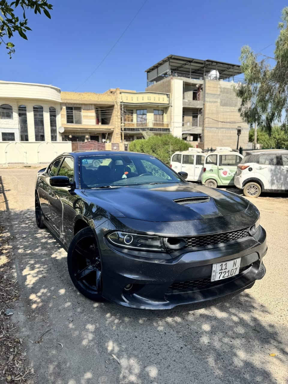 سلام عليكم 
دوج جارجر 2018
5700  R/T 
تخم تاير حداده ويل كير مكينه جديد 
ماشيه 70 mi  
محدثه كت srt
كشنات مخمل حضن 
وباقي مواصفات المعروفه 
سياره جتي من امريكا بدون حادث فقط فاتحين دعاميات وهنا فحصتها طلع بيها باب وجاملغ كلير من امريكا فقط 
سعر السياره 180 وبيها مجال 
*********** الدوره شارع الشرطه
