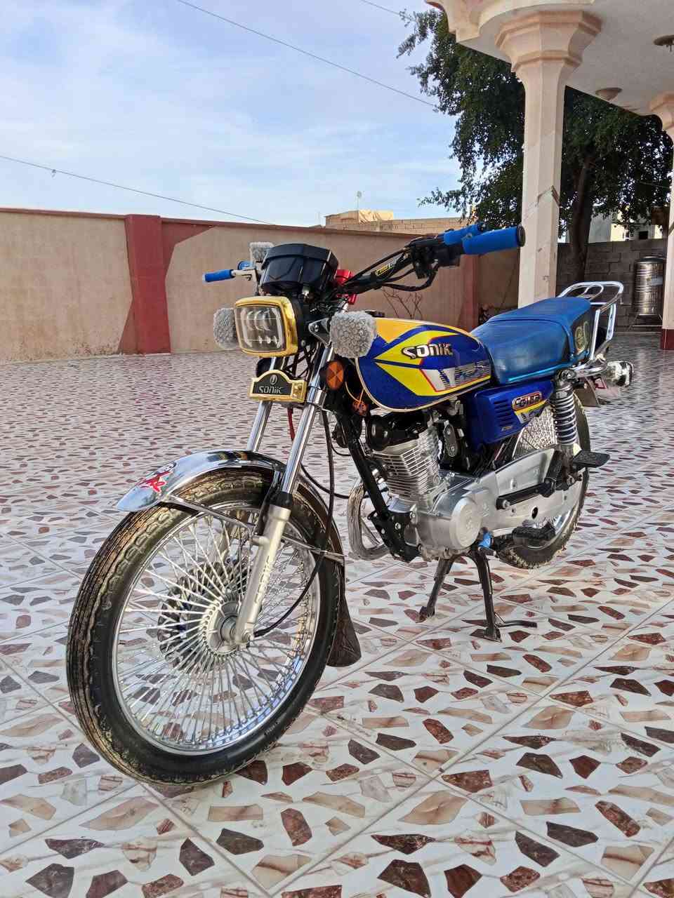 سولنك 2024   4كير
بعده عله وضع شركه 
محرك كير مكفول 
بيع ومراوس كلشي يرهم 
الخاص مفتوح 
رقمي 
***********
