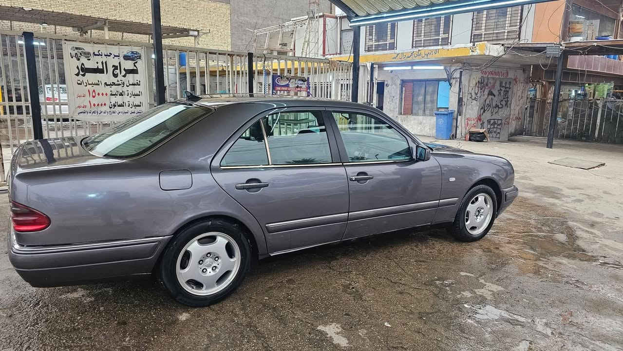 للبيع مستعجل
مارسيدس ام عيون
مديل ٩٥ 
معمرة جديد من الدعامية للدعامية 
صبغ جديد 
دوشمة جديدة
دشبول جديد 
دركة جديدة 
سستم صوت 
مكينة وكير مكفولات 
حدادية جديدة 
مكينة ٣٢٠٠ عدلة 
سيارة حلوة 

سنوية ساقطة 
رقم اربيل 
عندي وكالة عامة باسمي 
تحويل ثاني يوم 

السعر 85 وبيهه مجال قليل جدا 
***********
