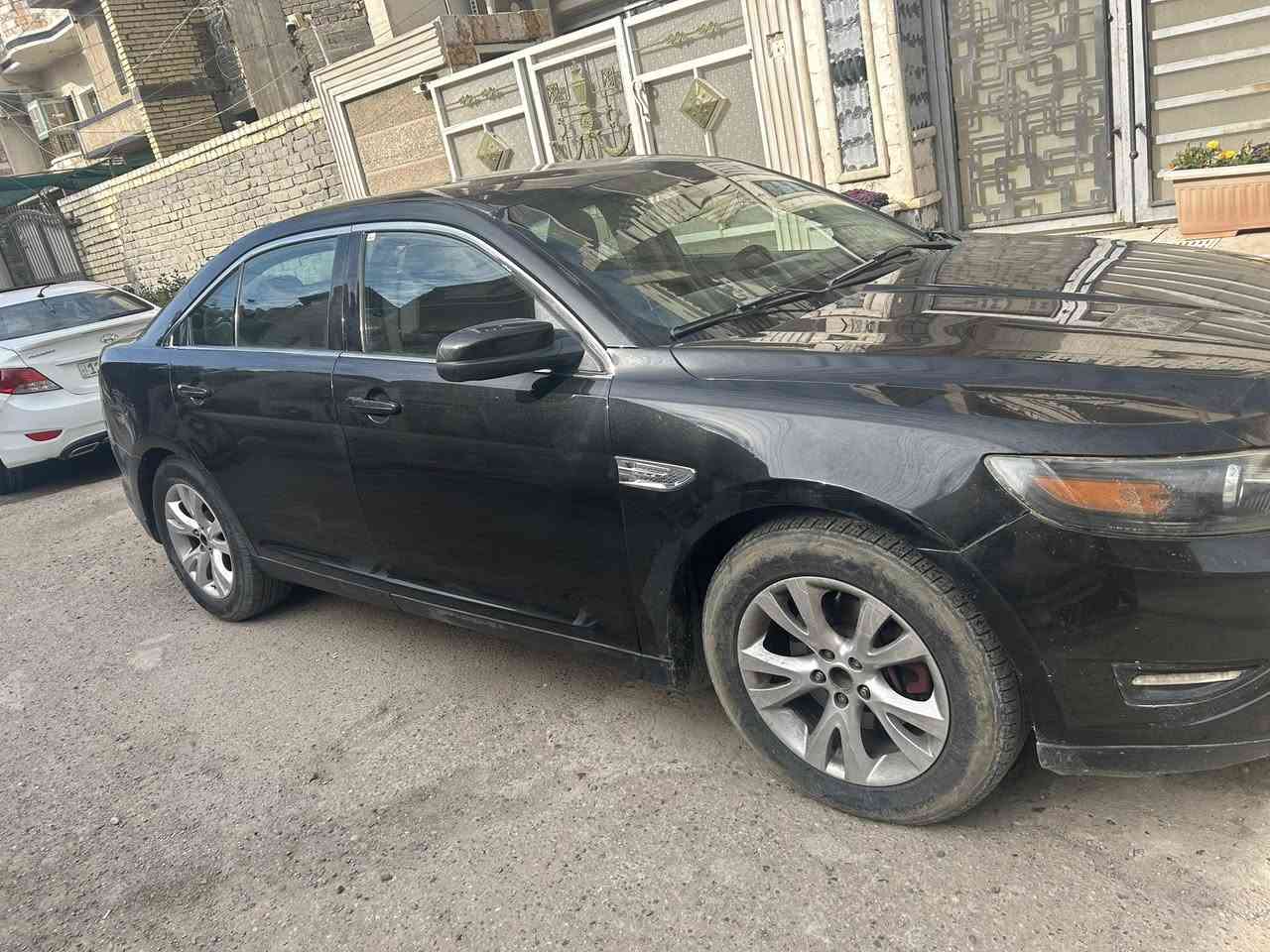 السلام عليكم فورد تورس٢٠١١بدون حادث أو صبغ كلين بسمي مكاني بغداد العامريه     ‭٠٧٧٠ ٨٨٧ ٩٦٦٠‬
