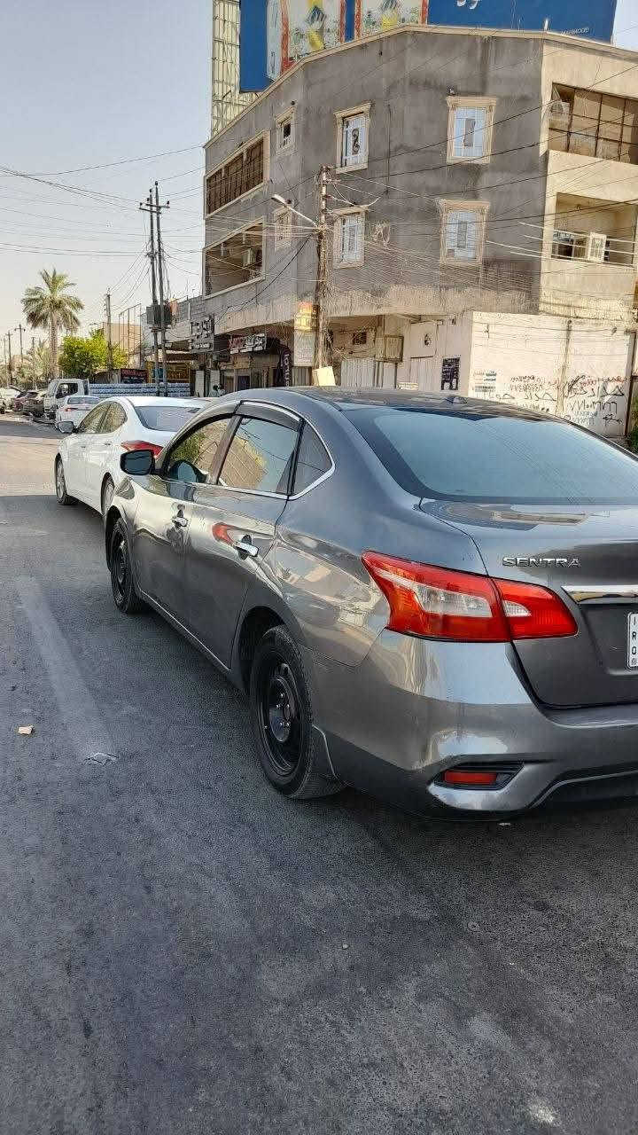 السلام عليكم شباب 
نيسان سنترا وارد أمريكي فئة ال sv 
موديل  2018
كتلوكات الشركه بيها 
رقم بغداد دولي بسمي شخصيا 
السياره
 🔃    كير +محرك +تبريد + تدفئه +كهربائيات +صدر  .. نضيف ✅️✅️
مواصفاتها فول ماعدا الفتحه 
رادار امامي 
اربع بصمات 
كروز مثبت سرعه 
ثلاث انضمة قياده 
تحكمات ستيرن 
تبريد بيانو 
شاشه أندرويد + كامره 
شاشه اعطال 
يدات نيكل 
حادث أمريكا 
جاملغ امامي يمين وبنيد بدون داخل.. وأي استفسار ع الرقم وبي واتساب وتدللون وسونار مابيها 
واني ذاكر كل تفاصيلها 
مكانها بغداد الكرخ 
السعر  92 $$ وبيها مجال بسيط للطيبين  ان شاءالله 
 *********** ☎️  وبي واتساب بغداد, العراق
