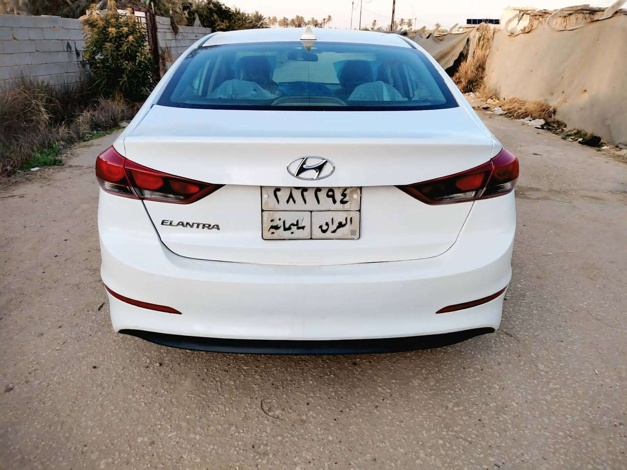 السلام عليكم النترا 2018 وارد امريكي سونارها مرفق مع الصور مراوس في كية حمل ماكو مشكله سياره خير من الله كير مكينه حداديه خير من الله العنوان كربلاء سيطرة  الابرهيميه منطقة زبيلية السعر 111 وبيها مجال رقم الهاتف ***********
