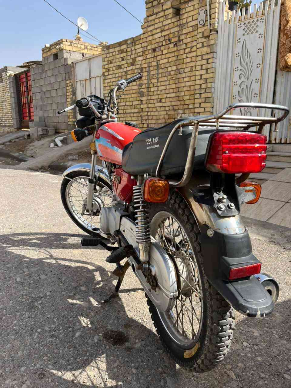 السلام عليكم إخوان

دراجة إيرانية نامة للبيع

موديل2015

أوراقها أصولي

للاستفسار الاتصال ***********
