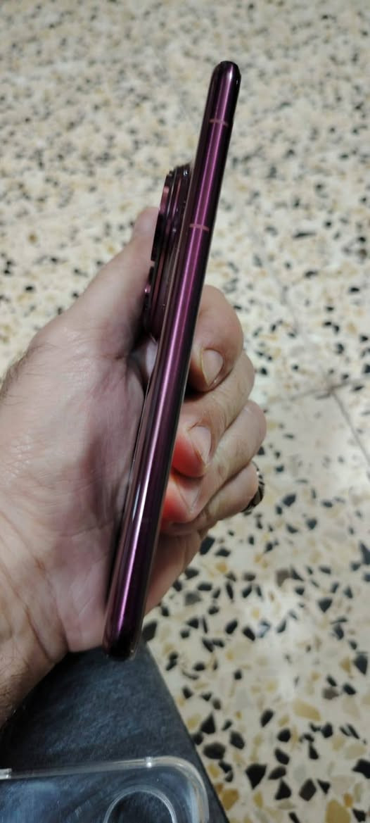 متوفر جهاز هواوي بي 80 بيورا برو 512 استخدام 20 يوم ***********
