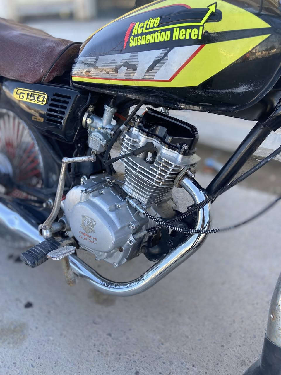 للبيع مستعجل تايكر موديل ٢٠ فول نضافه كلها شغاله ٤ كير محرك ١٢٥ السعر ٤٥٠ وبيها مجال مكاني تكريت القادسيه رقمي ***********
