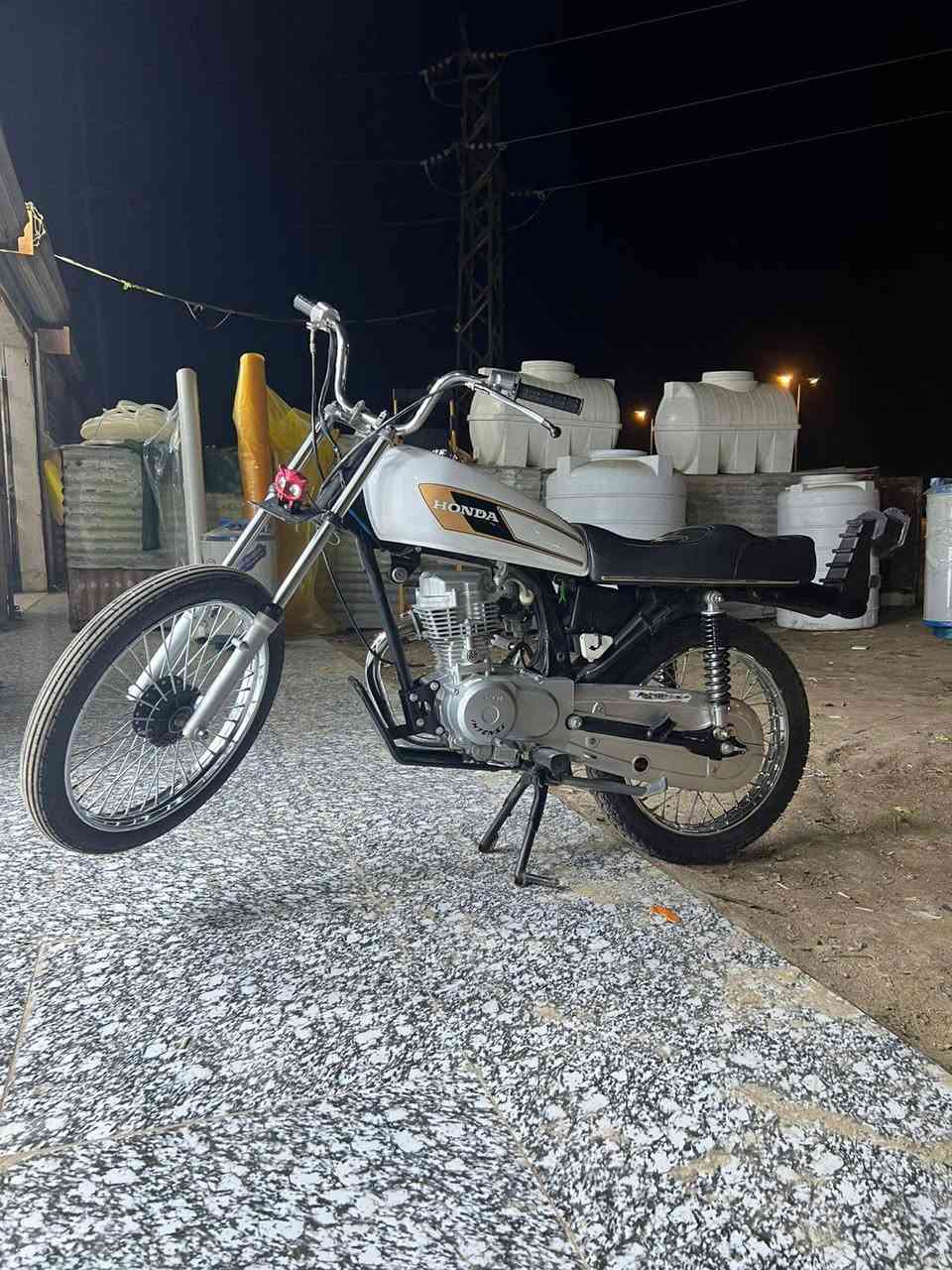 دراجه للبيع مكفوله كفاله عامه بدون السعر 750 ..... ***********
