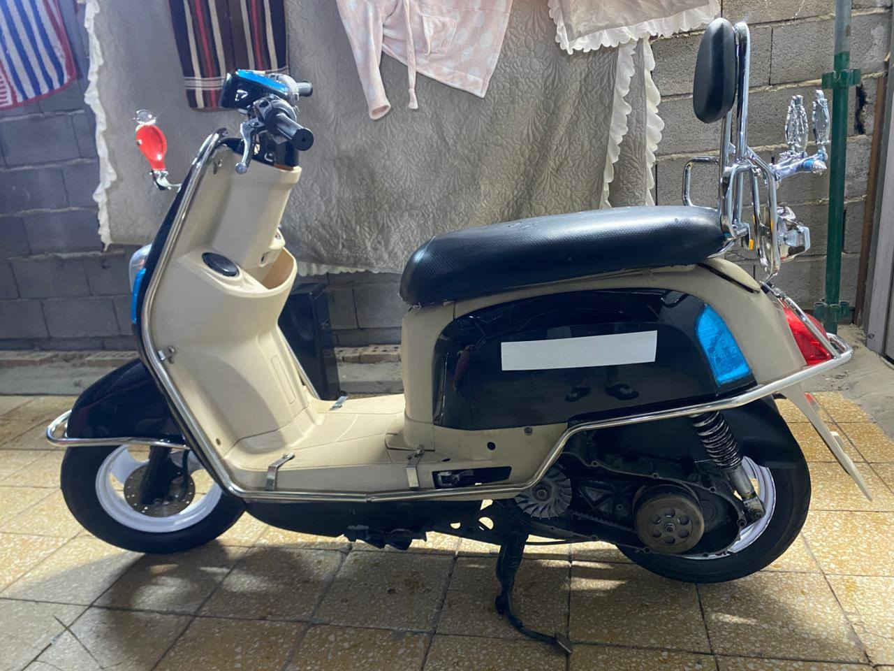 للبيع ما مفتوحة دراجة نضيفة وشادلهة صلنصة رياضي السعر ٦٥٠  ***********
