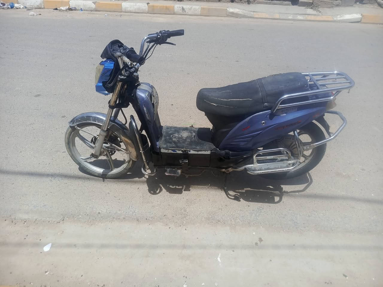 سلام عليكم  هارلي للبيع عل فحص دراجه هلوه بطاريات صار 18يوم من شدن علي سعر 200 وبي مجال مكاني شهداء جامع تقوه رقمي ***********
