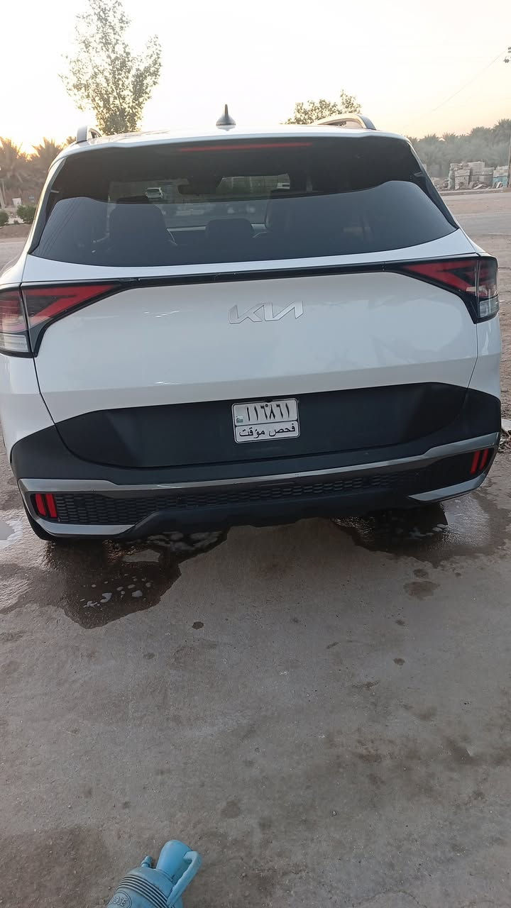 السلام عليكم
سبورتج 2024امريكي فول مواصفات  السياره على وضع الشركة كلشي  ماشيه  38 الف فقط مواصفات السيارة 

بصمة 
بنراما 
بصمة ابواب 
شاشا دجتل عداد الكتروني
سايد بريد بصمة
تشغيل عن بعد
كراسي كهربائي 
تحكم بالجام عن بعد 
مري جانبيه كهربائي 
لدات اماميه مع منظومة زينون شركة
ويل حجم 19 
تبريد قطعتين امامي خلفي
حساسات خلفيه اماميه 
اربع مودات قيادة (نورما،ايكو،سبورت،سمارت)
اوتو هولد توقف ذاتي
مانع انزلاق + منحدرات 
تدفئه كشنات 
تدفئه بالستيرن 
شفتات سرعه 
وهوايه بيها مواصفات 
للاستفسار الاتصال على الرقم *********** مكان السياره بابل
