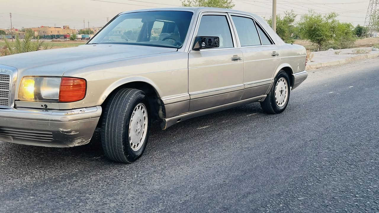 سلام عليكم مارسيدس جامبو باب قصيره تبريد شغال حداديه فتحه كشتات جلد مداور ثاني يوم بلادي ما مصبوغه سياره كله بلادي رقم بغداد سعر 42وبيه مجال *********** مكان نجف
