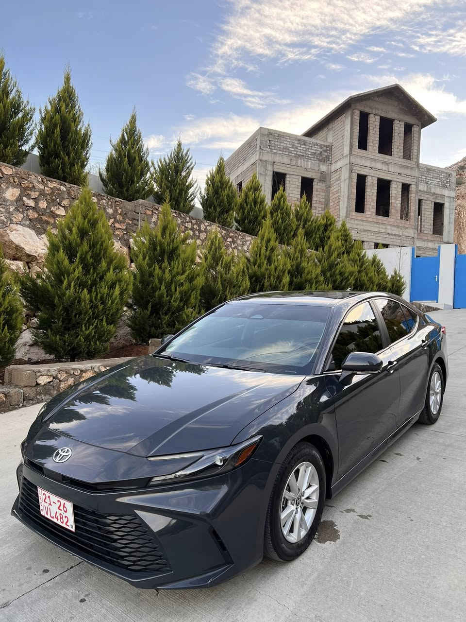 السلام عليكم
Camry LE 2025 Hybrid / كامري

بجم و خلف السيارة كبس 💯

محرك  2500cc بانزين / هايبرد

السيارة للبيع فقط 💯

الضرر : تبديل باب سكن و صبغ + باب نفر خلفي تعديل بارد بسيط .

السيارة ماشيه : 38 الف

المواصفات
• شاشة كبيرة
•كرسي الأمامي كهربائي
• كاميرا خلفية
• حساسات خلفية• 
• رادار امامي
• مانع تصادم
• محدد مسار
• تصحيح مسار
• مثبت سرعه
• مانع انزلاق
• استيرنق متحرك
• تحكم طارة
• نقطة عمياء
• مانع تجاوز
• حساسات مانع تجاوز
• بصمة تشغيل
• دخول ذكي
• شاحن ويرلس
• اضوية اماميه زنون LED
• اضوية خلفية LED
• ليد زنون نهاري
• ويل قياس 18
• نظام ECO + TRIP 
• نظام GPS + خرائط
• نفكيشن
• 3 أنظمة قياده ECO / Normal / Sport 
• اوامر صوتيه
• بلوتوث
• مدخل USB 
كفاله كير مكينه

السعر : 228

مكان السيارة دهوك

***********  كورك / واتساب
