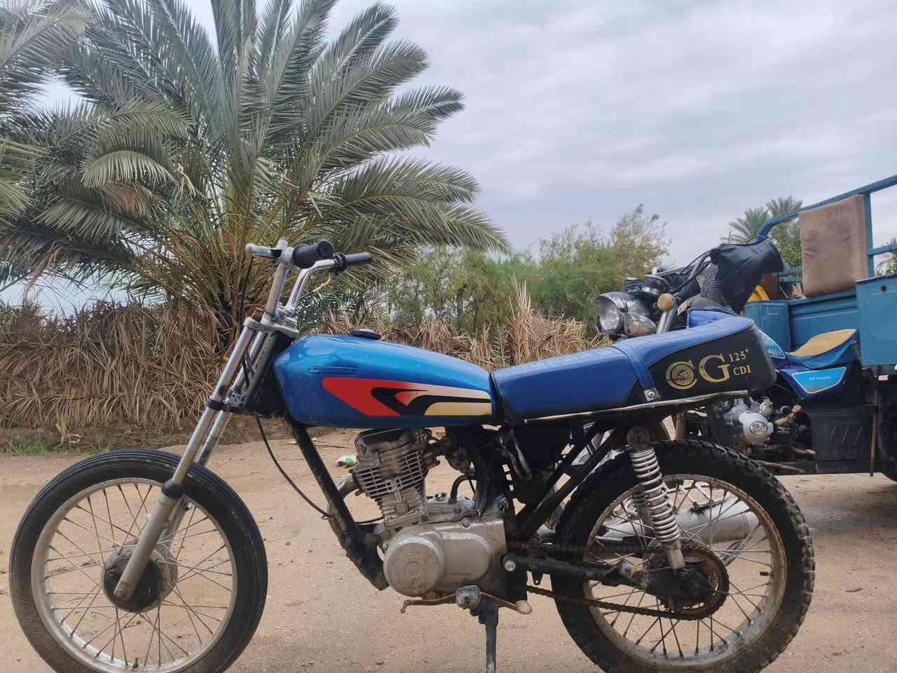 سلام عليكم  4 كير لل بيع  درجة حلوة و نشطة مديل 21 درجة نضيفة بس وصخة😅طين مكينة بس ولفات شرط  سعر 350 مكان رميثة ابو شريش ***********
