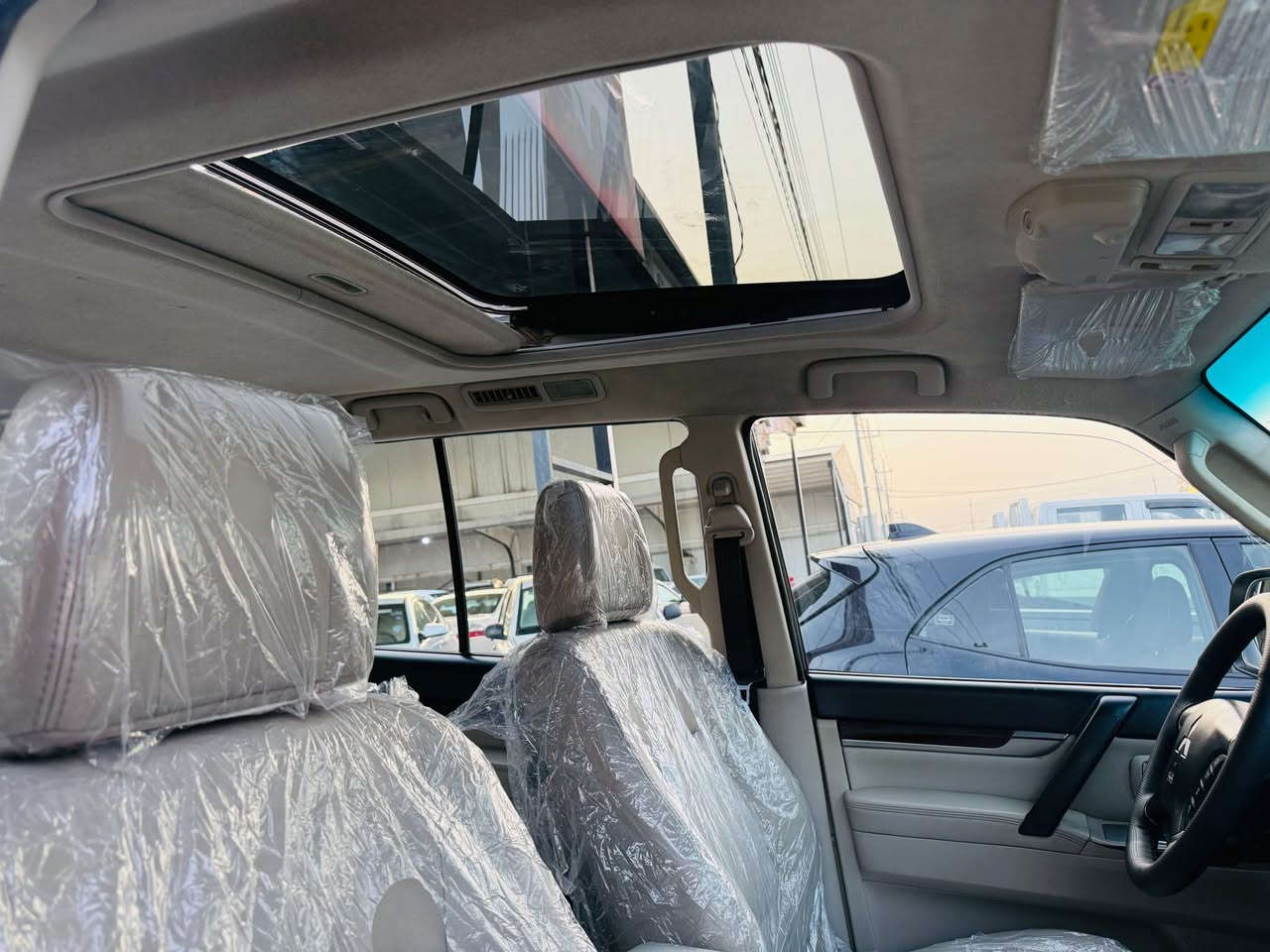 باجيرو موديل ٢٠١٠ خليجي
مه كينه ٣٥٠٠ فول فول 
زورتازه و جوان و بي مصرف 
تاخم تايه تازه دواو بيش تون كراوه ته وه 
بيشي و دواوه ي كراوه به ٢٠١٥ 
سه نه وي تا ٢٠٣٠ به ناو خومه وه يه 
مواسفات ده بل اكسل و ٣رزكوشن 
تبريد مركزي سلايت لايت زينون و ليد
كوشن جلد كوشن كاره با سيدي بوكس 
ڤوليوم تحتديد سورعه هه موو گياني ئيش ده كا 
بوياخ جاملغ دواوه جاملخ بيش يه ك په له بونيد 
بي ده عموو ناو گرتن زور ريكو جوانه سياره كه 
سعري ١٣٥ گه لاو معامله شوين سليماني 
موبايل ***********
0️⃣7️⃣7️⃣0️⃣0️⃣8️⃣4️⃣9️⃣5️⃣9️⃣3️⃣ السليمانية, العراق
