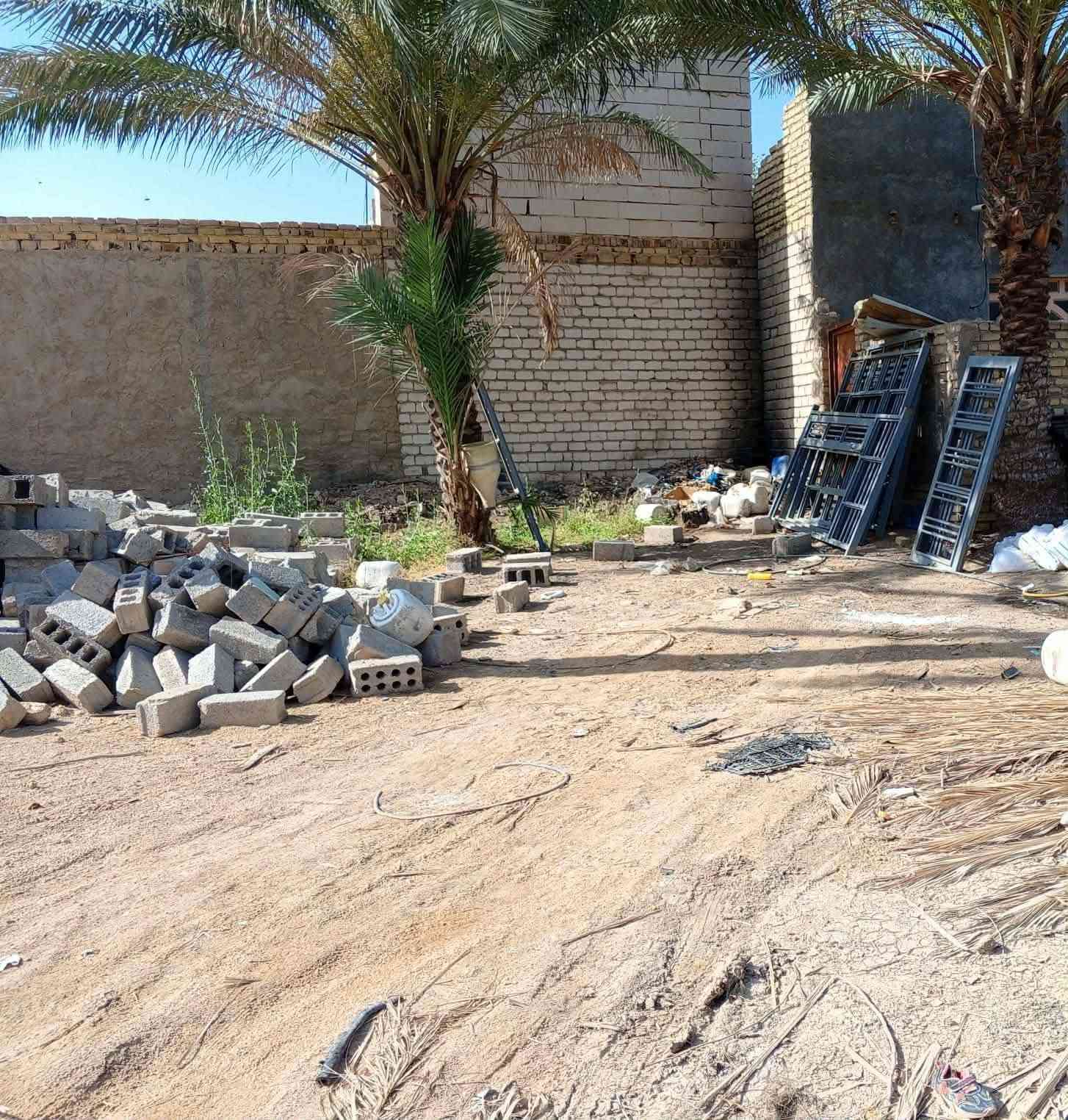 السلام عليكم قطعة 100متر عرض 5ونص ونزال 18.5 حي ميسان شارع مول المزرعة  عمود 236 قريبة عل شارع مقابيل حي العسكري سند 25مشمولة بلتطويب للبيع بسعر مناسب جدا بيع مستعجل . للاستفسار خاص او واتساب  *********** 
@إشارة
