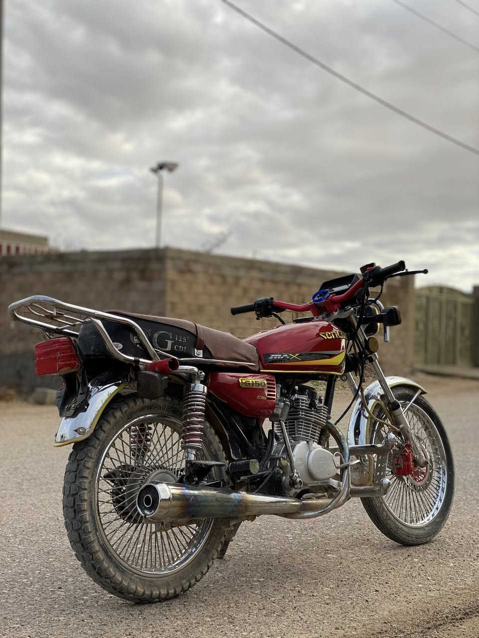 السلام عليكم للبيع ايراني 4كير موديل 24نضافه 100/100 نشاط وشلعه ماناقصه شي تشغل وتمشي متواجد *********** الخاص مفتوح
