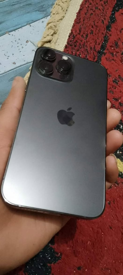السلام عليكم ايفون 13 برو ماكس ذاكره 512 بطاريه 89 كامل ملحقاته نموذج M مكفول من كلشي السعر 700 وبي مجال للطيبين وين ما تريد افحص شراي اتصل او واتساب ‭0783 486 4528‬
