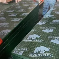 بلايود بلاستيك • 610x2440x18مم • SUNNYPLEX