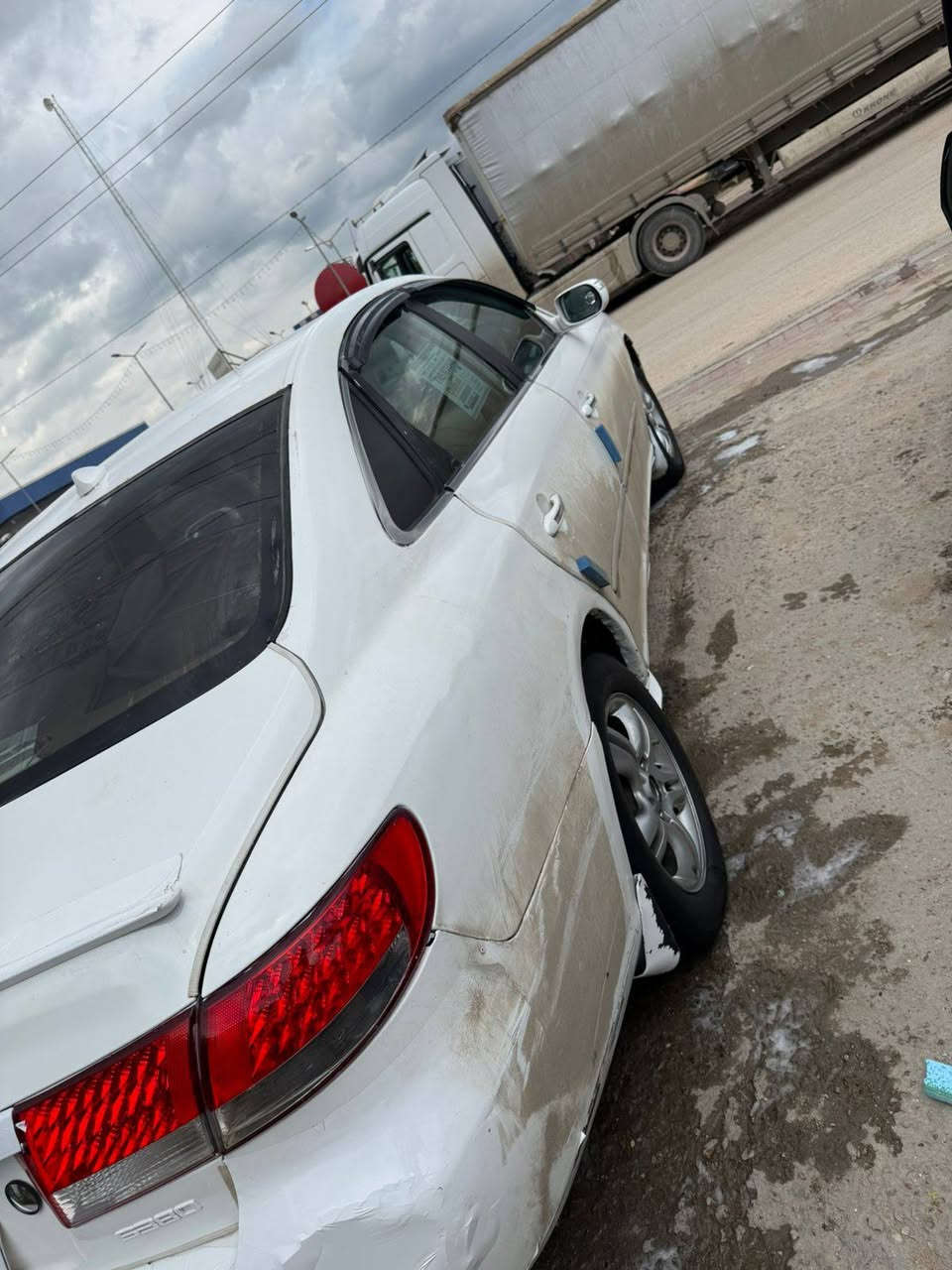 السلام عليكم  ادوات ازيره
ازيره مديل 2011 سياره جاهزه برغي مذب عليهه كصه جنطه امتومه شمالي انكليزي السعر 40بيع مستعجل امراوس ترهم عنوان نجف ***********
