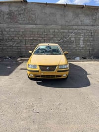 سلام وعليكم سمن 12 رقم نكليزي البارحه حولته بسمي هيه مصفره 27 السياره ...