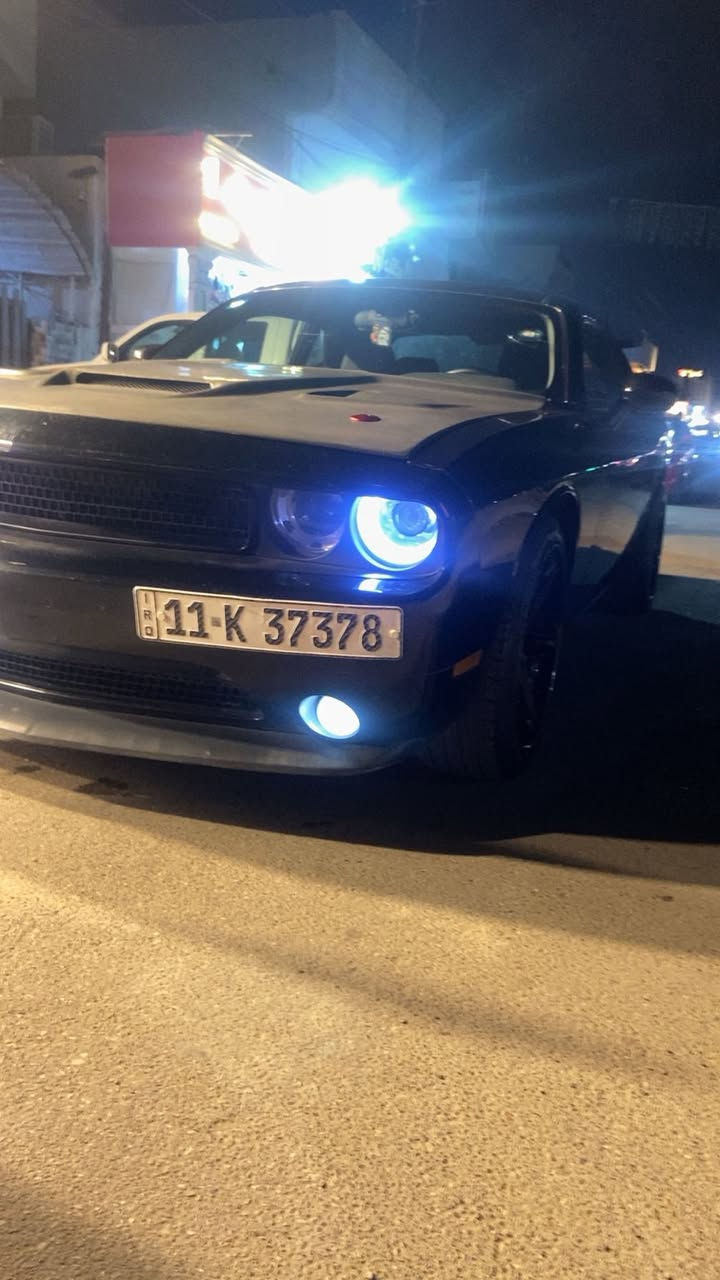 السلام عليكم جالنجر موديل 2014 رقم بغداد دولي  كير مكينه جدد صدر امامي خلفي جديد تخم تاير جديد منضومة زنون بنيد كاربون فايبر ويل اصلي مو تجاري للبيع أو للمراوس *********** السعر 117
