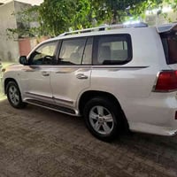 البيع لاند كروز مديل 2010  رقم بغداد اليوم داكه هزء جديده كفاله عامه و...