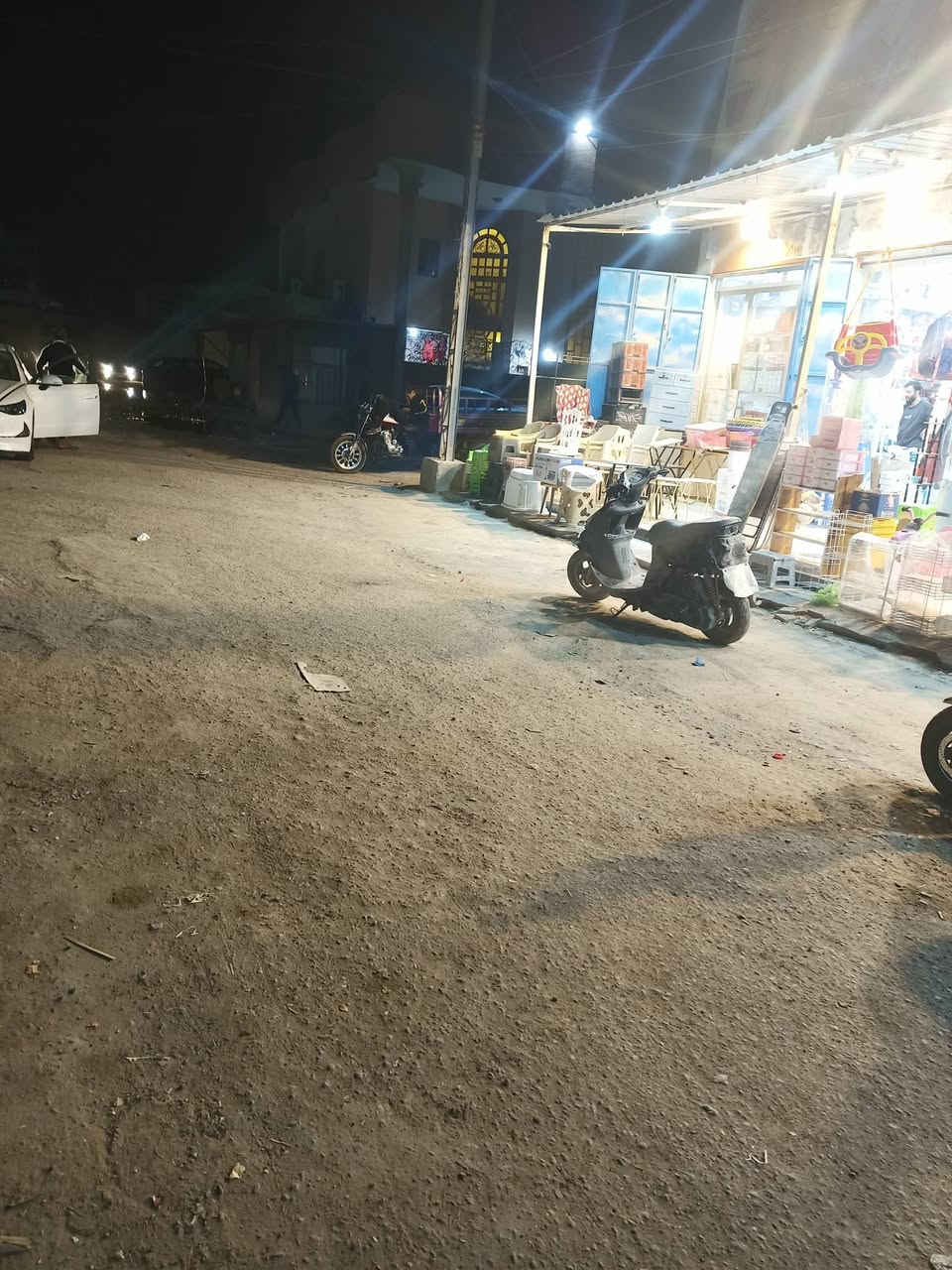 #جميع 
كشخة العيد والمناسبات بدأت عندنا! 😍✨
​نعلن لكم عن وصول أضخم تشكيلة من الملابس الجديدة والمميزة:
​للشباب: سراويل وبدايات (تيشرتات/قمصان) بأحدث الموديلات الشبابية.
​للأولاد: بنطلونات ولادي بخامات ممتازة وتصاميم عملية.
​للبنوتات: بدلات بناتية طفولية تخبل، تجمع بين الرقة والأناقة.
​📍 العنوان: سوق الأسمدة - مقابل هدايا جود.
كونوا أول الحاضرين واختاروا الأجمل لأطفالكم!
اسعار مناسبه وحلوه


**إذا كنت صاحب هذا الإعلان وتريد حذفه لأي سبب، رجاءا أرسل رسالة إلى الدعم الفني**