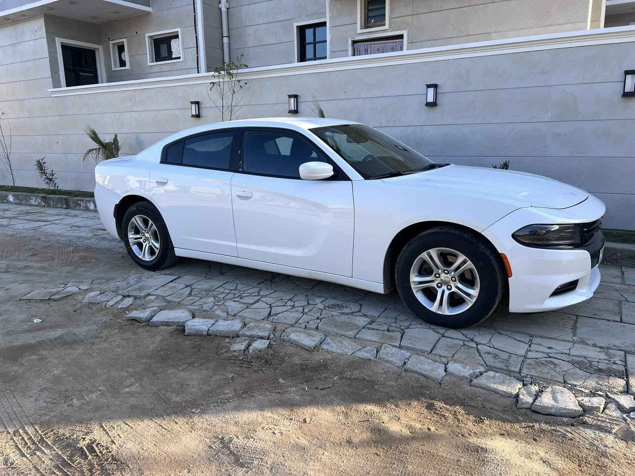 شارجر 16معليه 22
تبديل جاملغ ايسر وتعمير بنيد 
مكاني ناصريه مركزه 
سعره 179$
***********
موجود وتساب
