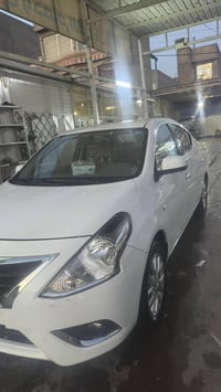 سني هندي 2024  السياره جديده لوك مكفوله من الصبغ والمعجون نضيفه كلش مب...