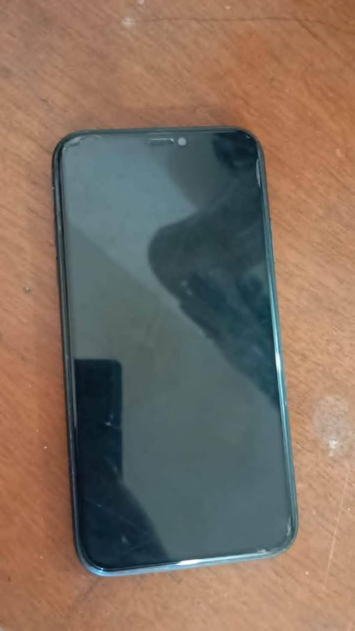 مراوس بيفون 12/ ايفون11 عادي وتر مكفول مريكي بطاريه 78 جهاز نضيف الذاكره 256 المكان نجف رقم الهاتف ***********
