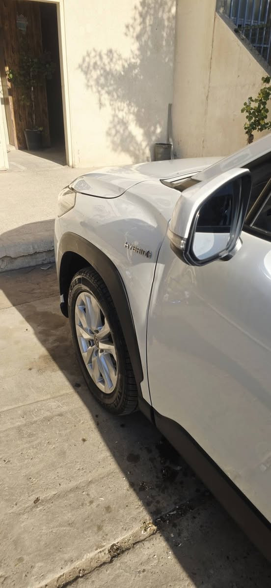 السلام عليكم كروز ٢٠٢٤ ماشيه ٣٧ للييع فقط بيه بارد جاملغ وشويه من باب صور سونار بل منشور سعره ١٧٠ ورقه مكانه بغداد 
***********
*********** بغداد, العراق
