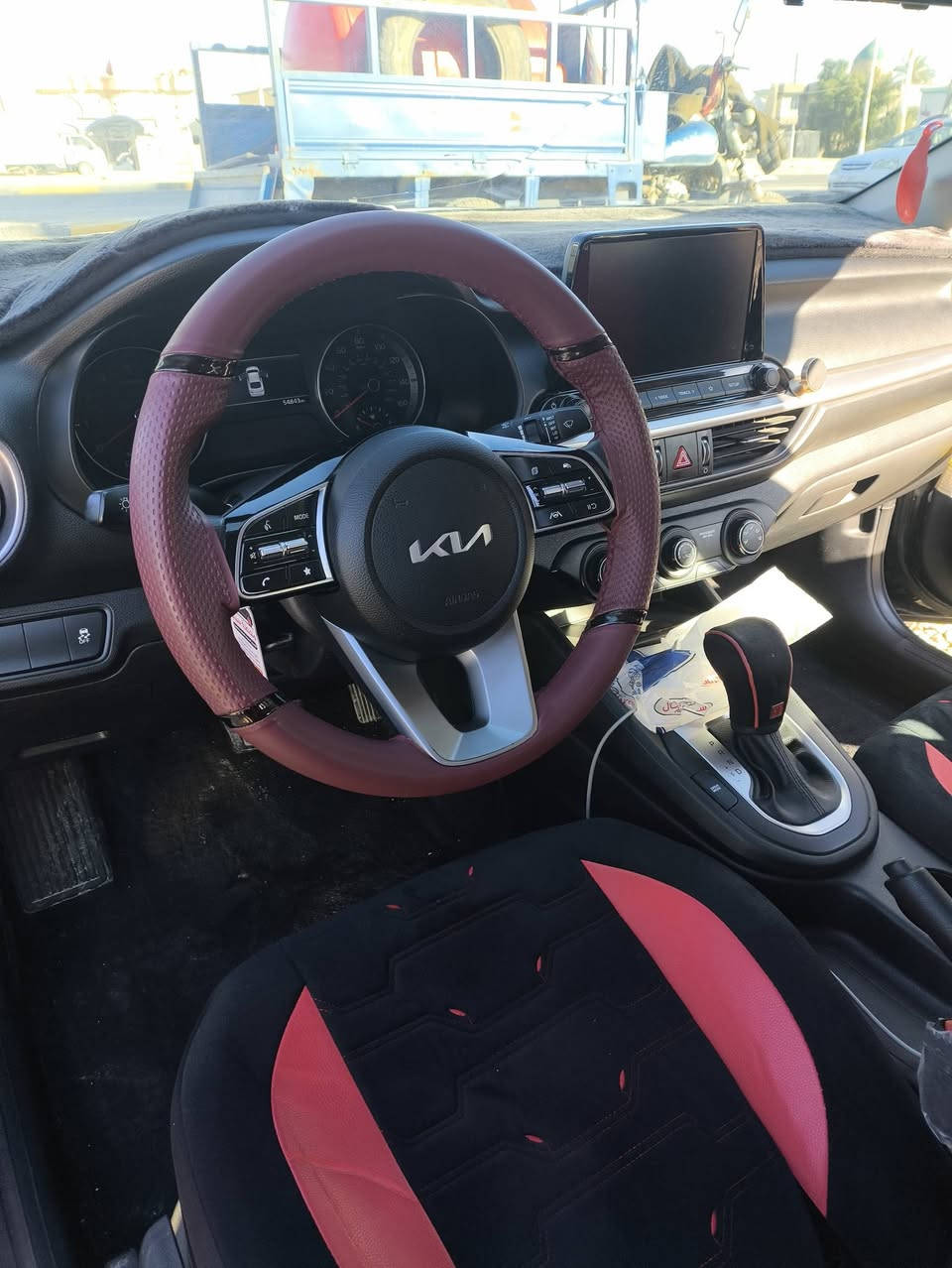 سعر 165 بيهه مجال قليل 
كيا فورتي 2023

بدون ضرر ( كلين ) 

 لوحات بغداد 

باسمي تحويل مباشر سياره كامله ونظيفه جدا احلى من الصور 

***********
