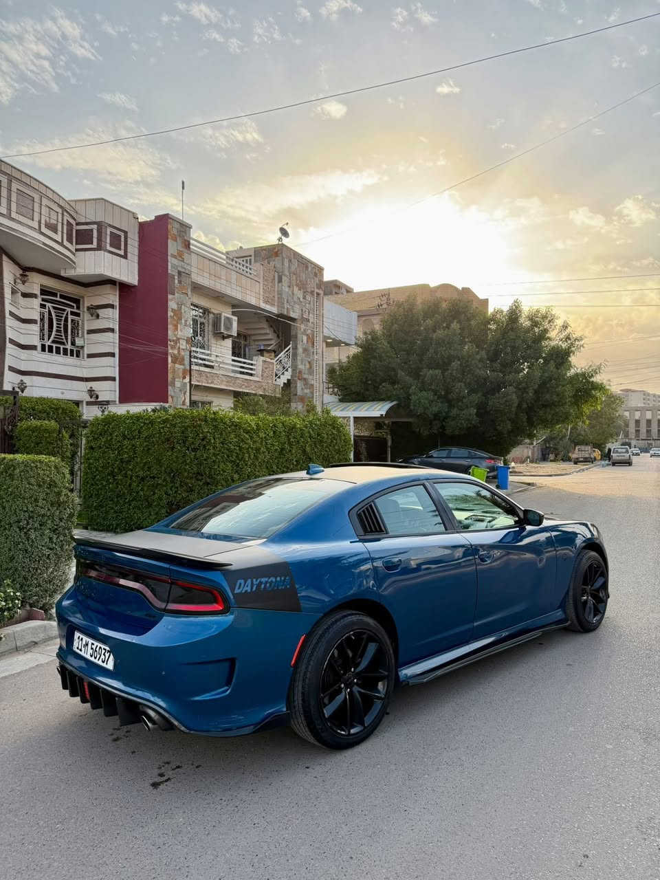 جارجر1/1 GT بلاص رادارامامي
لون مميز ازرك الجديد 
فول 2021 
وارد امريكي حادث بابين وجاملغ خلفي 
موصفات 
فتحه سقف
بصمه ابواب وتشغيل وجنطه 
شاشا جبيره 
رادار امامي جانبي خلفي 
تحديد مسار 
كشنات كهرباء عدد 2 
كشن تبريد وتدفئه 
كشن كنتاره وجلد 
كشن ميموري 
دشبول خياط 
سوبر تراك باك 
ستيرن كهرباء وتدفئه ستيرن 
سياره 4*4
سستم سماعات ALPINE
شفتات بل ستيرن 
وهواي موصفات بعد معروفه سياره 
مكان سياره بغداد السيديه
سعر218
***********
