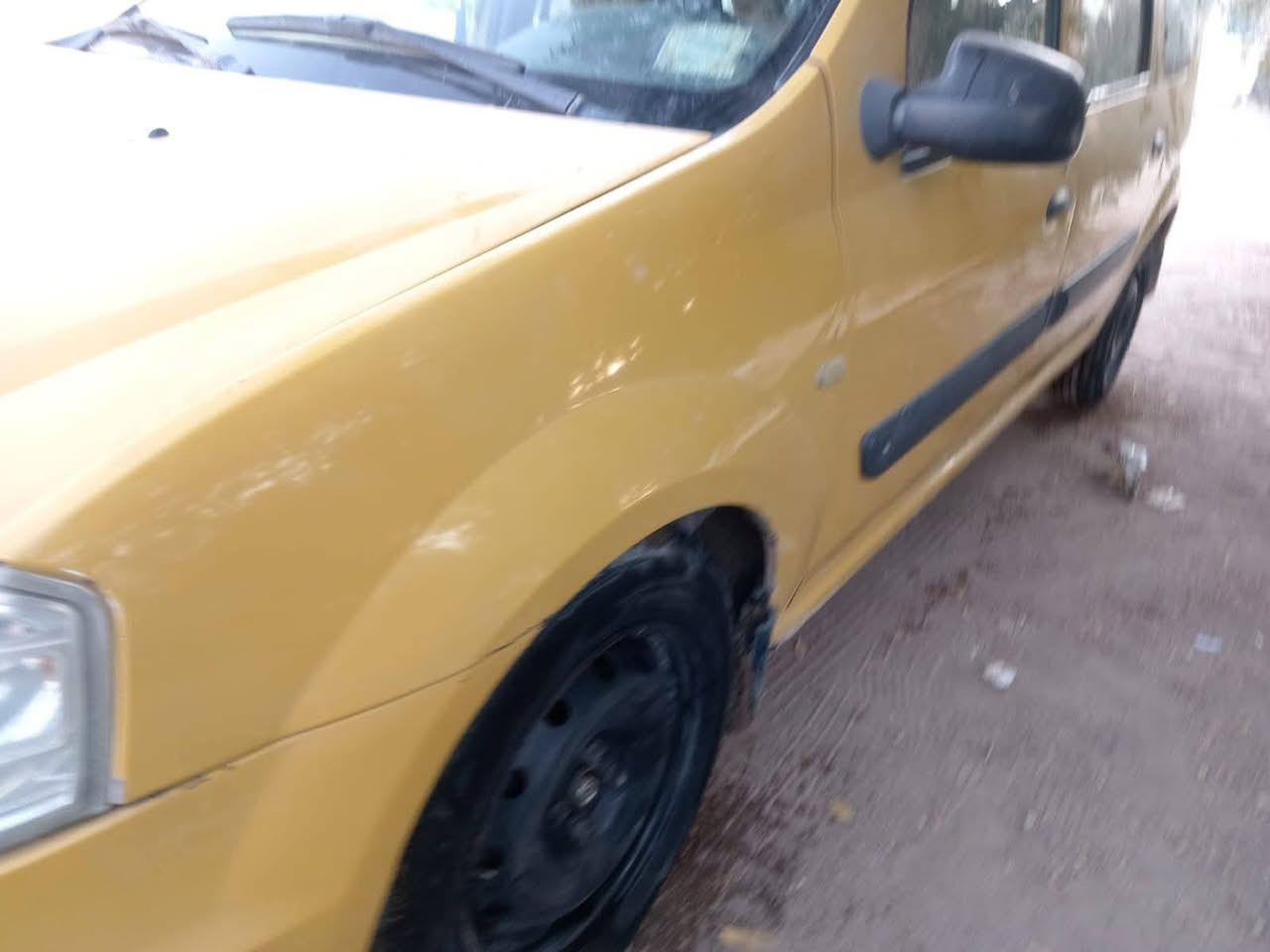 رينو سبعة راكب كير مكينة نظيفات تخم تاير مصفرة هيئة بس السنوية لل2027 حدادية جديدة للاستفسار الاتصال على الرقم ***********
